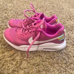 Girls Nike Tennis shoes